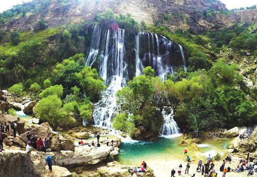 کارهای غیر مجاز در طبیعت گردی