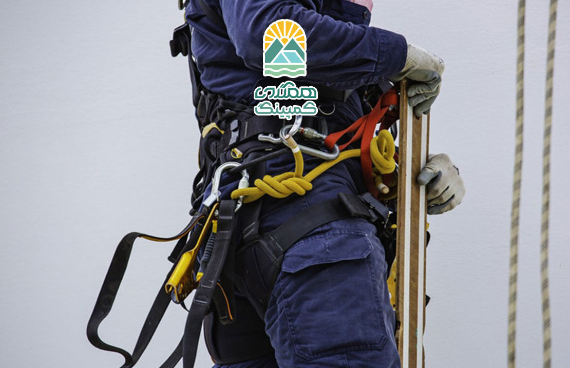 کمربند ایمنی در کوهنوردی؛ ابزار کلیدی برای حفاظت و امنیت در مسیرهای دشوار